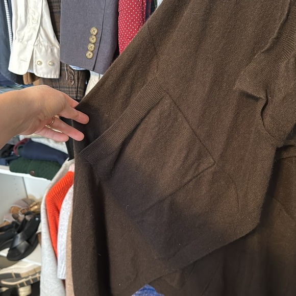 Neiman Marcus cashmere drape sweater, chocolate brown, one size - Picture 6 of 7